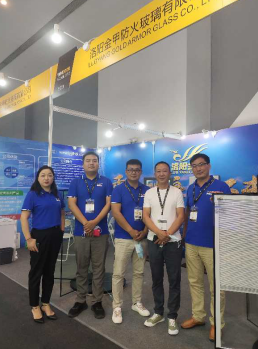 洛阳png电子平台防火玻璃有限公司 洛阳png电子平台防火玻璃有限公司